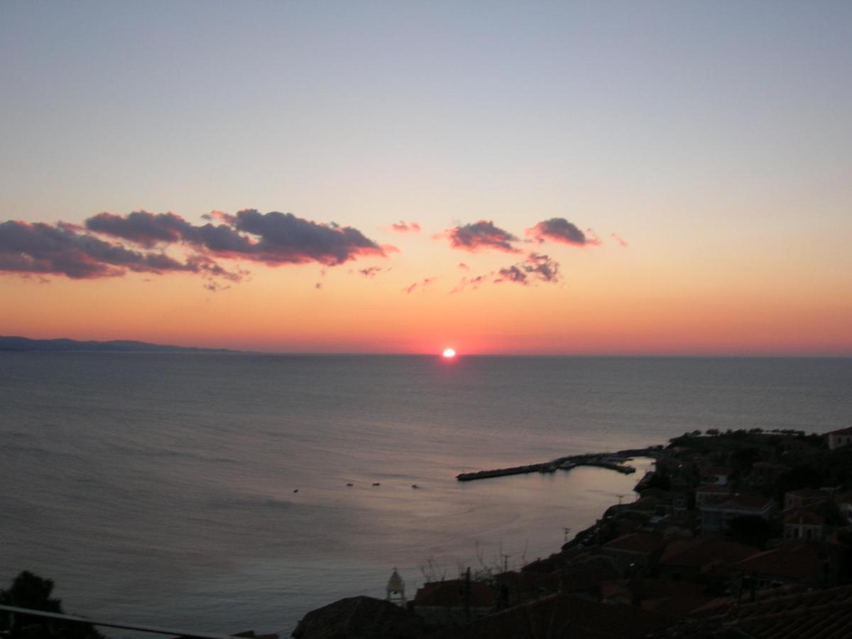 Voula Apartment Mithymna