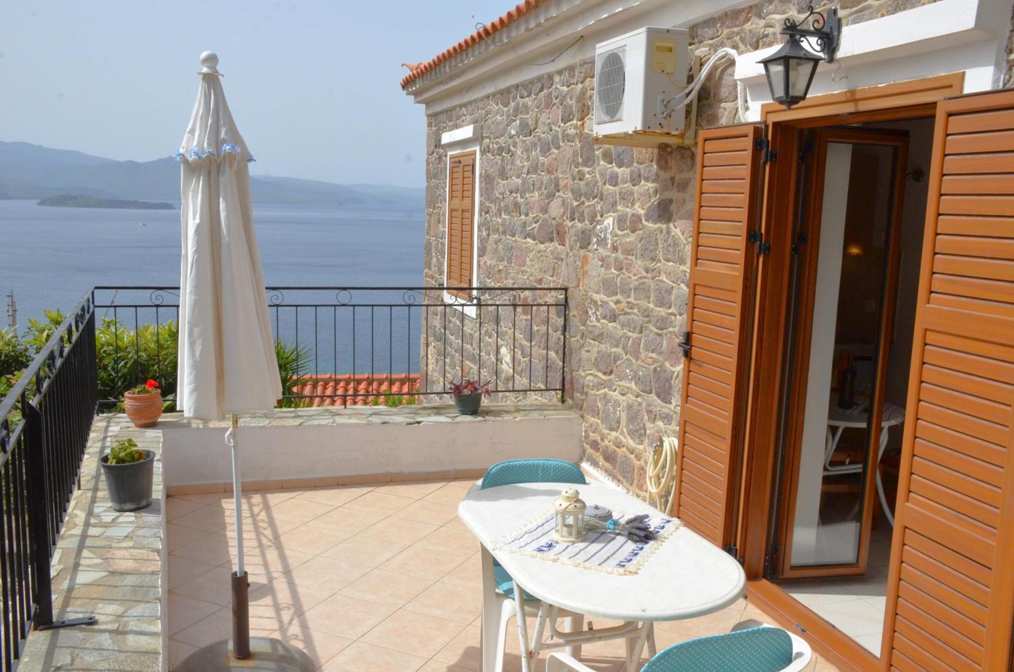 Voula Apartment Mithymna